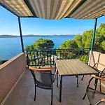 Apartman Mara *