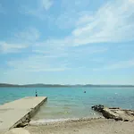 Mara Pirovac