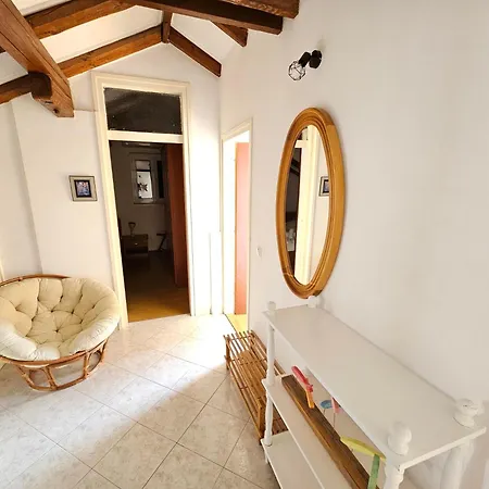 Appartamento Mara Pirovac