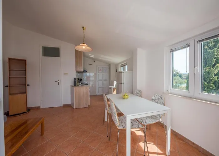 Mara דירה פירובאץ